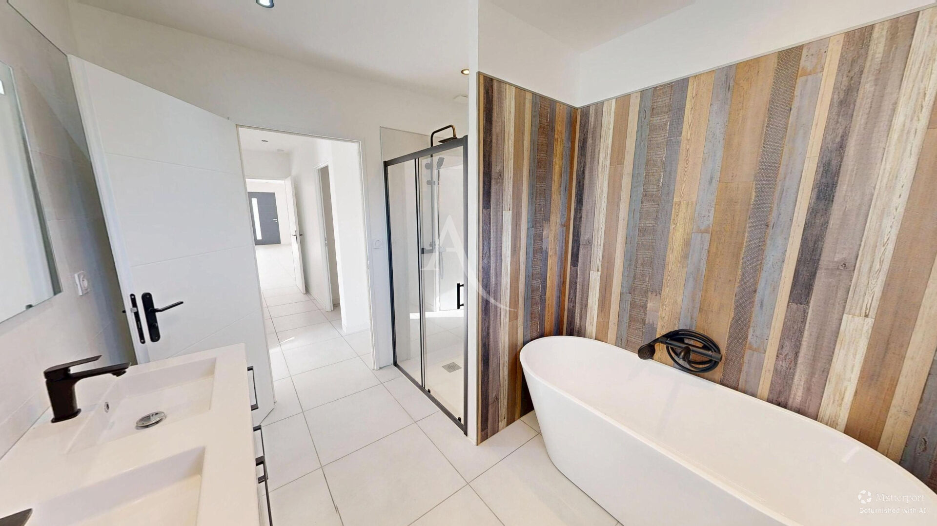 Photo Maison plain pied à PALAJA avec Piscine image 5/6