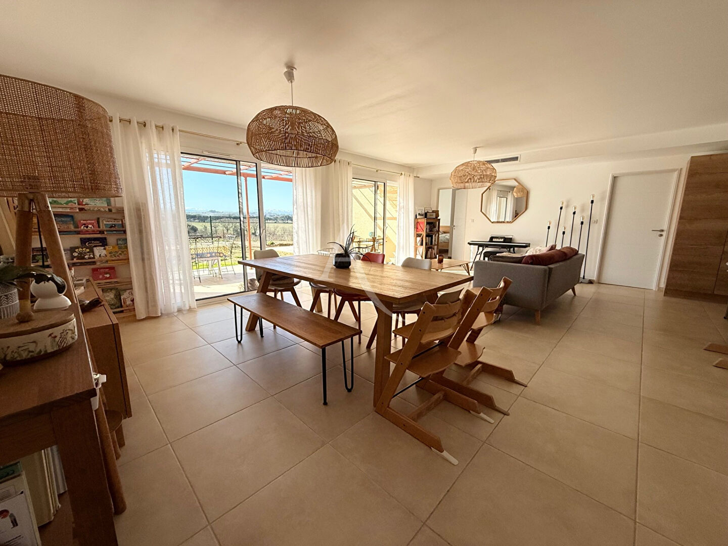 Agence immobilière de L'Adresse   COLUMBO IMMOBILIER - L'ADRESSE  COLUMBO IMMOBILIER