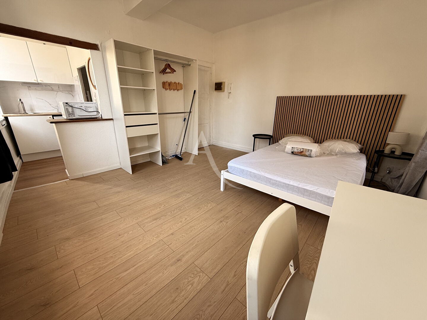 Agence immobilière de L'Adresse   COLUMBO IMMOBILIER - L'ADRESSE  COLUMBO IMMOBILIER