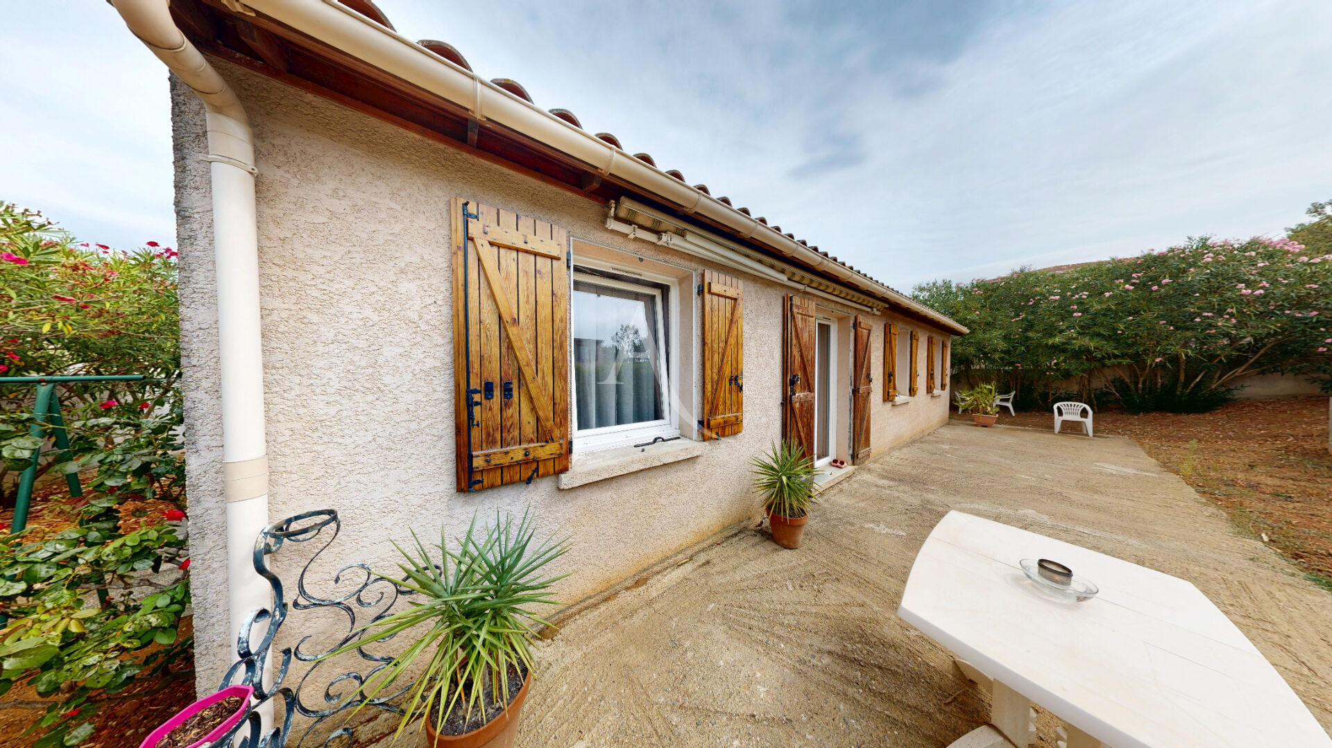 Agence immobilière de L'Adresse   COLUMBO IMMOBILIER - L'ADRESSE  COLUMBO IMMOBILIER