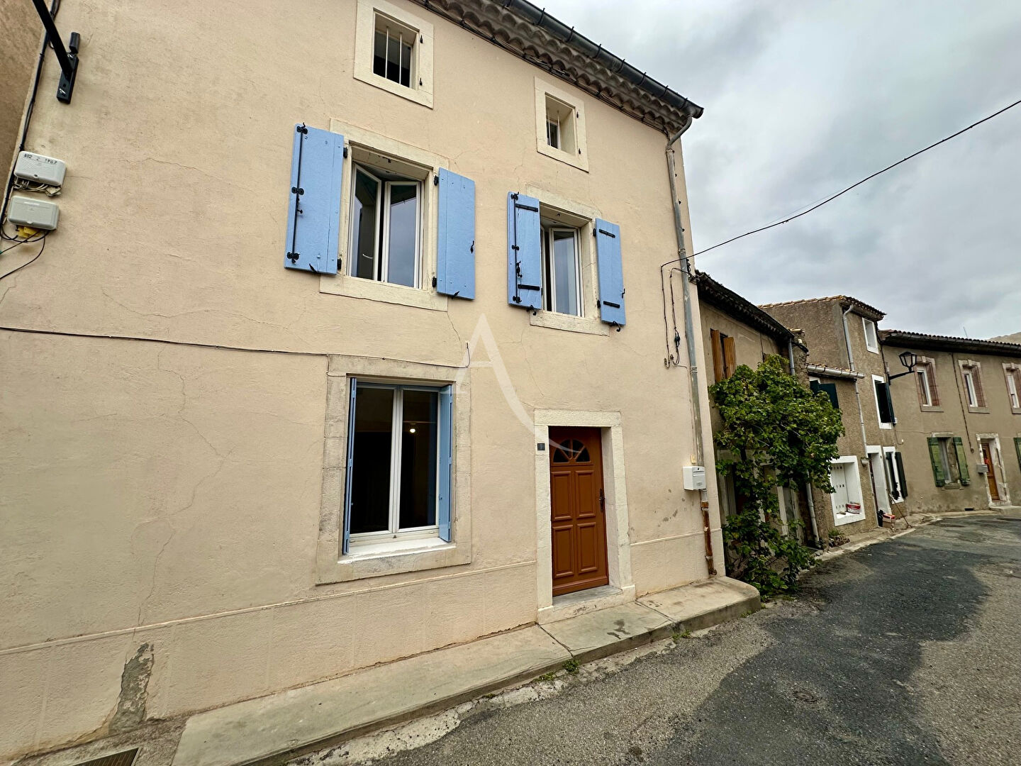 Agence immobilière de L'Adresse   COLUMBO IMMOBILIER - L'ADRESSE  COLUMBO IMMOBILIER