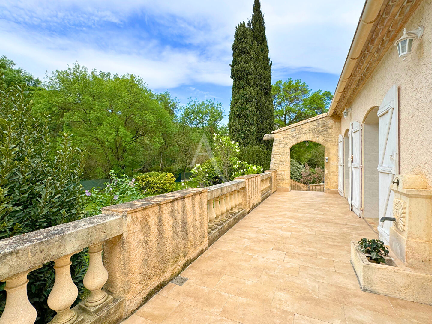 Photo Dans un cadre exceptionnel, au coeur du village ! image 2/6