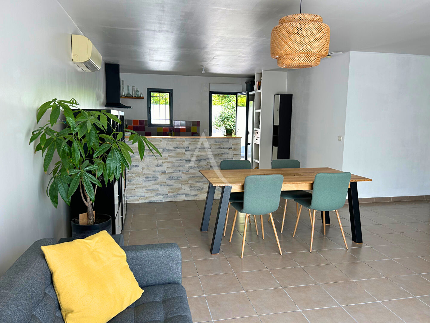 Photo Plain-pied sans travaux, au calme et proche de tout ! image 5/6