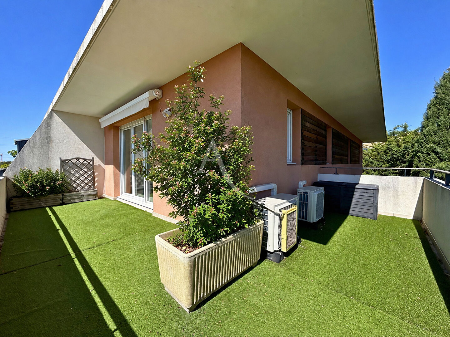 Agence immobilière de L'Adresse  NATERA IMMOBILIER - L'ADRESSE NATERA IMMOBILIER