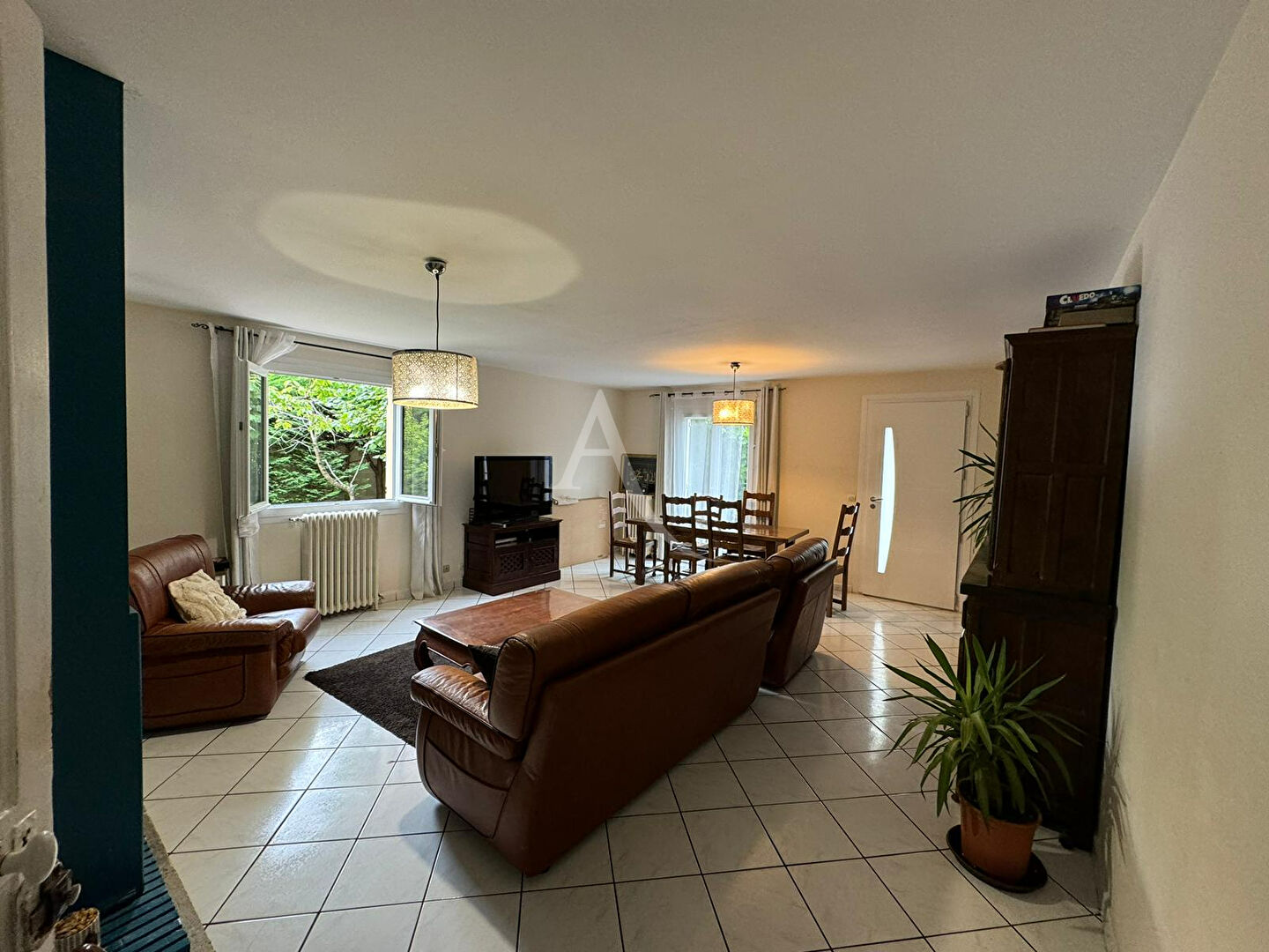 Photo Grande maison familiale avec jardin sans vis-à-vis image 2/6