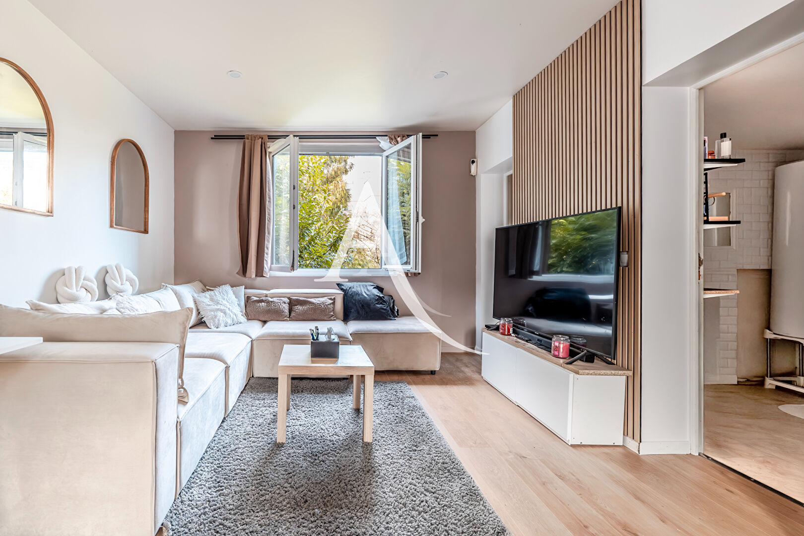 Photo Appartement  3 pièce(s) 56 m2 image 2/6