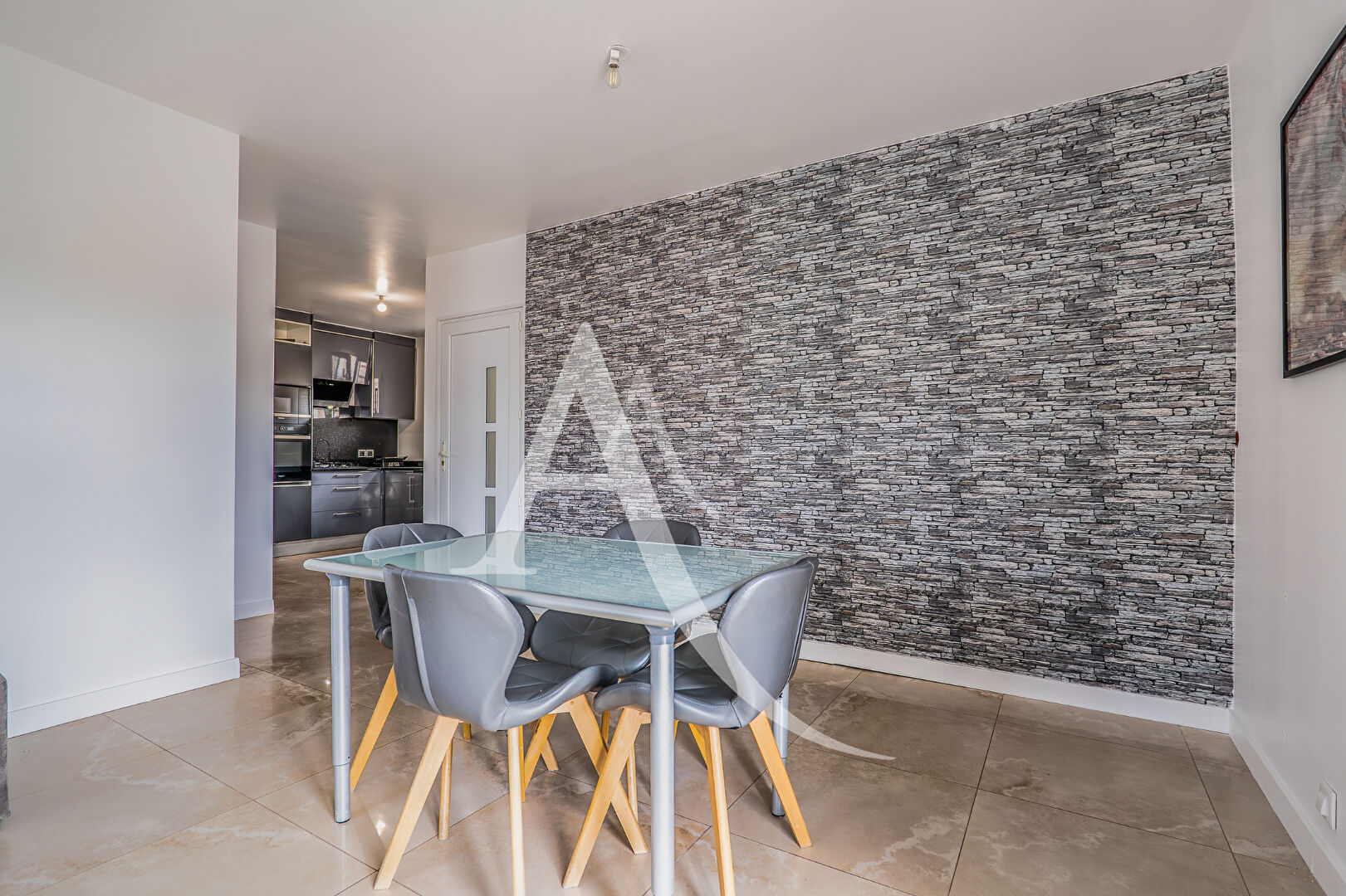 Photo APPARTEMENT SANS TRAVAUX !!! image 2/6