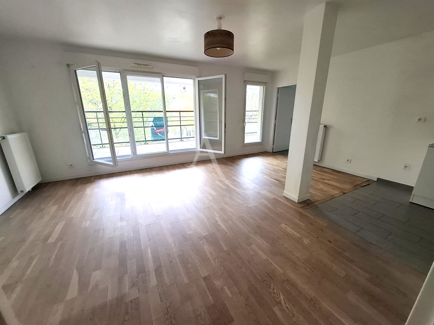 Photo Grand 2 pièces avec terrasse et parking ? Centre-ville ? image 1/6