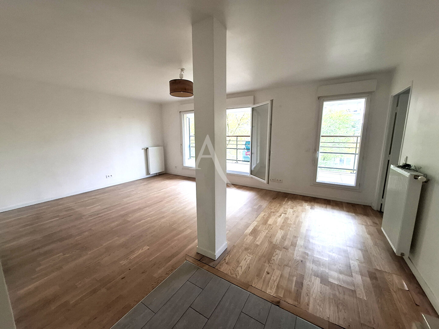 Photo Grand 2 pièces avec terrasse et parking ? Centre-ville ? image 3/6