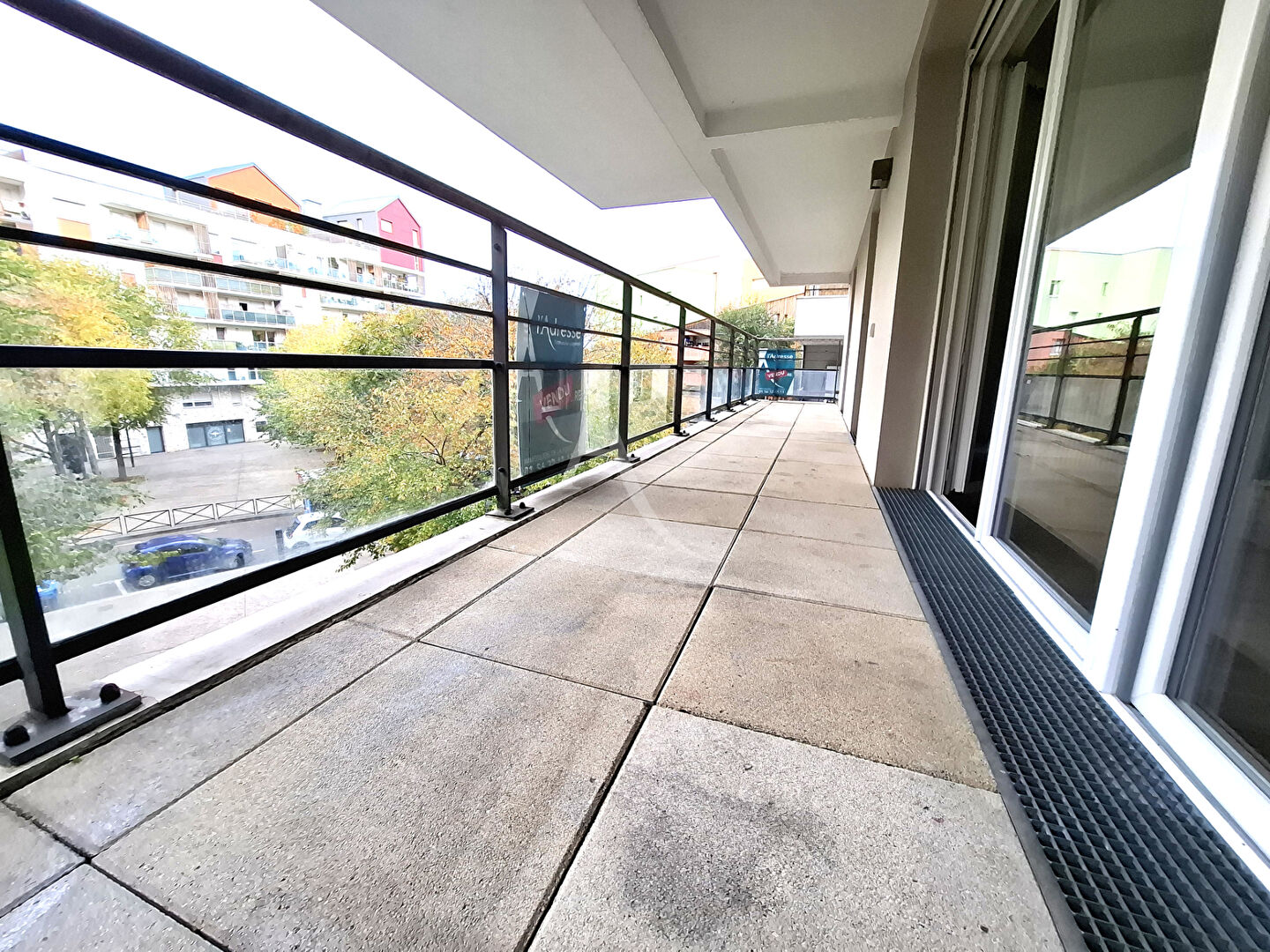 Photo Grand 2 pièces avec terrasse et parking ? Centre-ville ? image 5/6