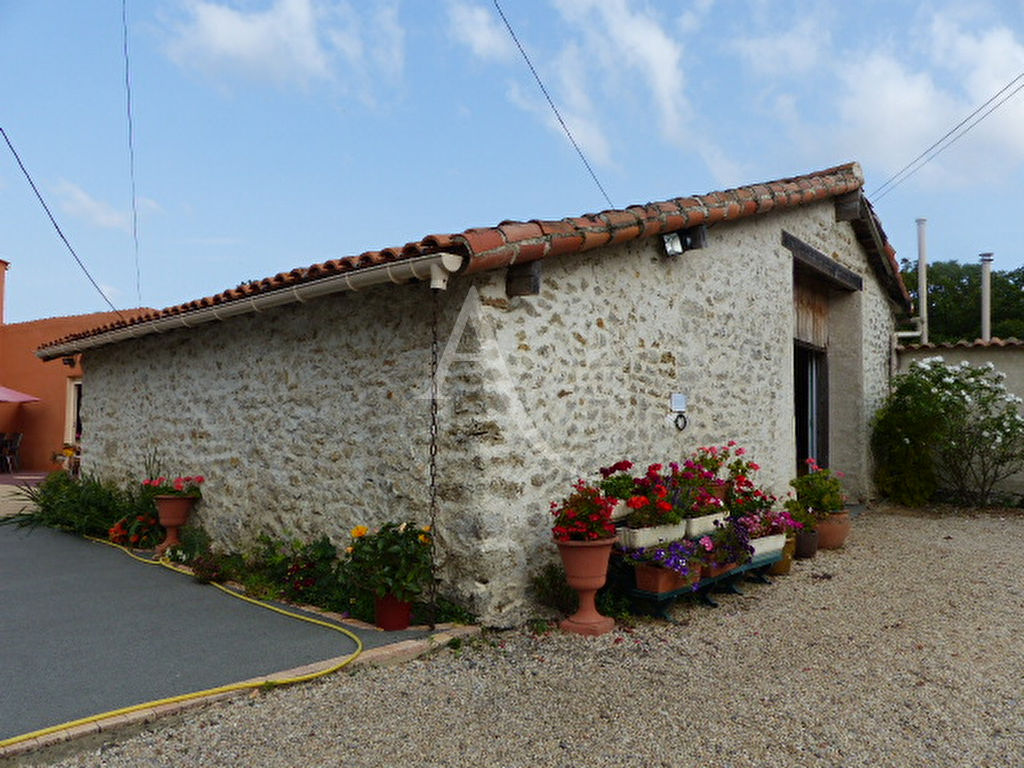 Maison Saint Vincent Sur Graon 7 pièce(s) 206 m2 SaintVincentsurGraon 85540 Maison Saint Vincent Sur Graon 7 pièce(s) 206 m2 SaintVincentsurGraon 85540