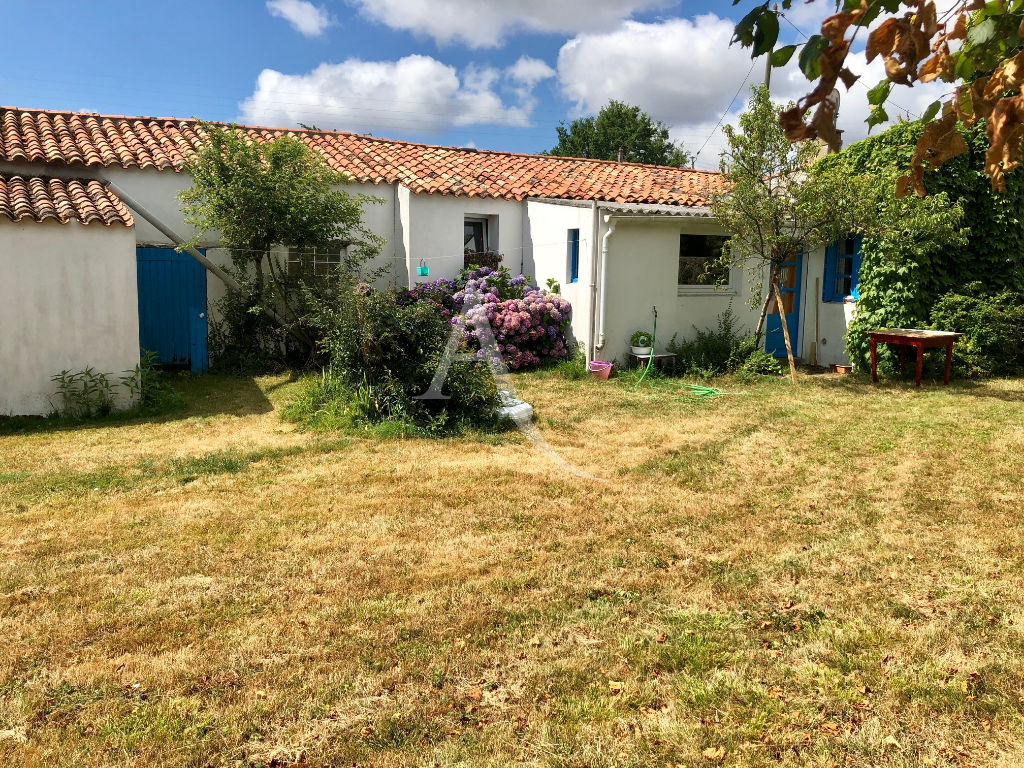 Maison 5 pièce(s) SaintVincentsurGraon 85540 Maison 5 pièce(s) SaintVincentsurGraon 85540