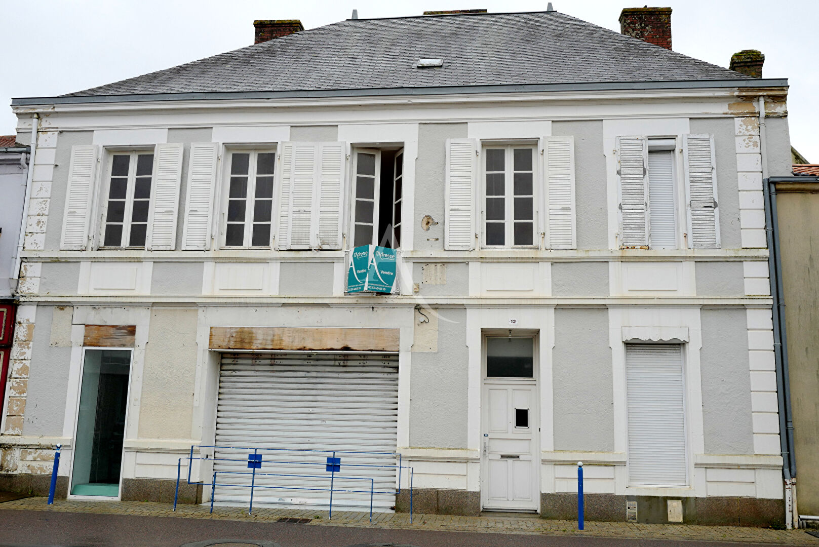 Photo Ensemble immobilier : maison bourgeoise et dépendance image 2/6