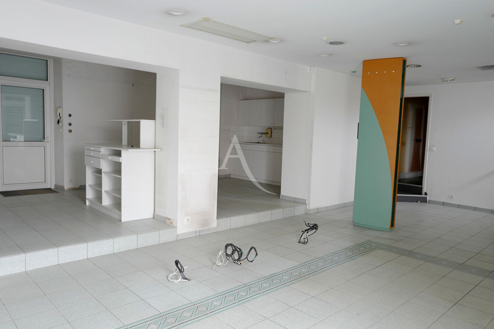 Photo Ensemble immobilier : maison bourgeoise et dépendance image 4/6