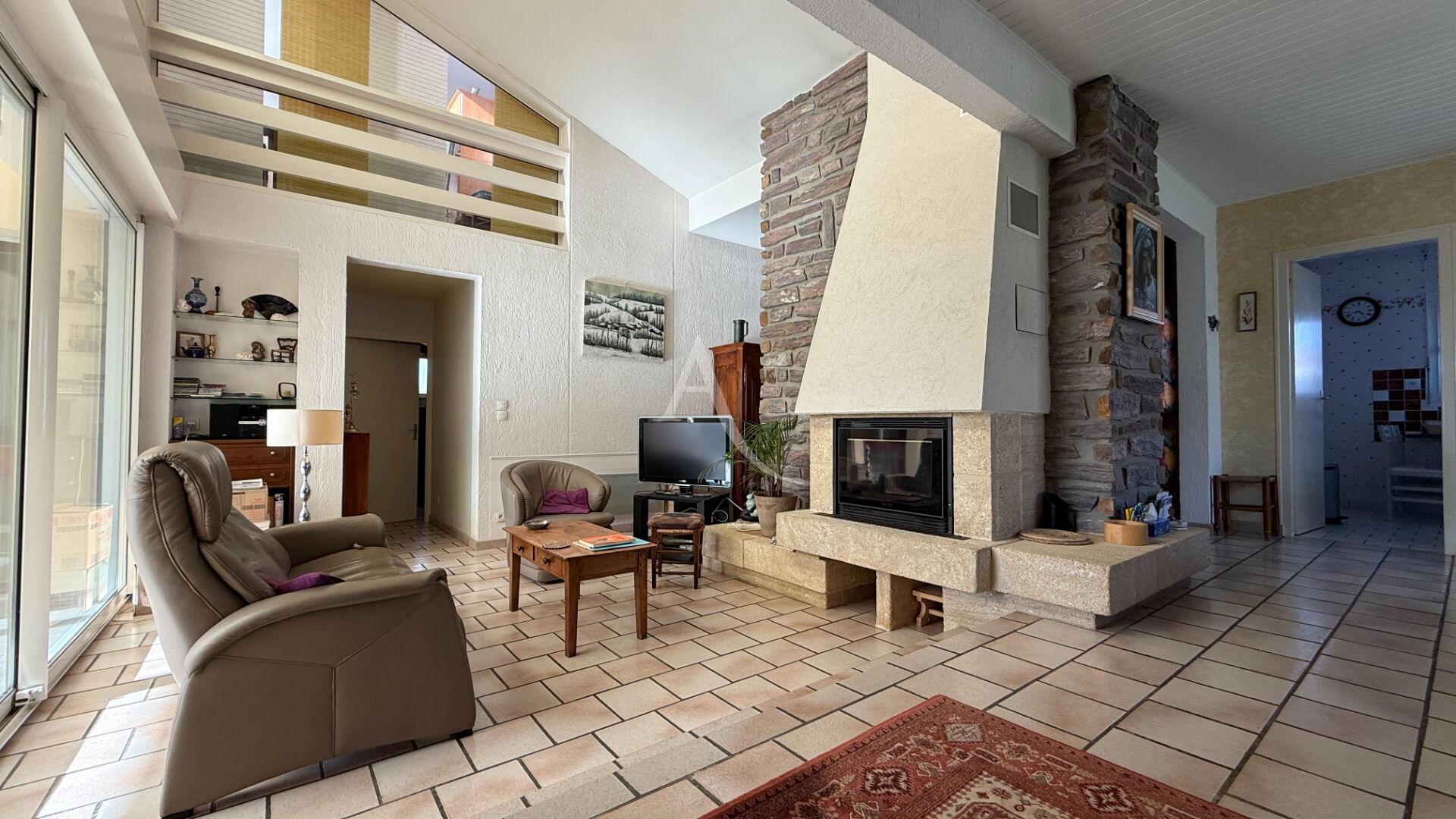 Agence immobilière de 
 L'ADRESSE LABEL IMMO 85 - L'adresse La Roche sur Yon St André d'Ornay 
