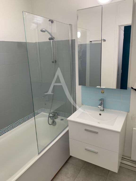 Photo Appartement La Roche Sur Yon 1 pièce(s) 21.47 m2 image 5/6