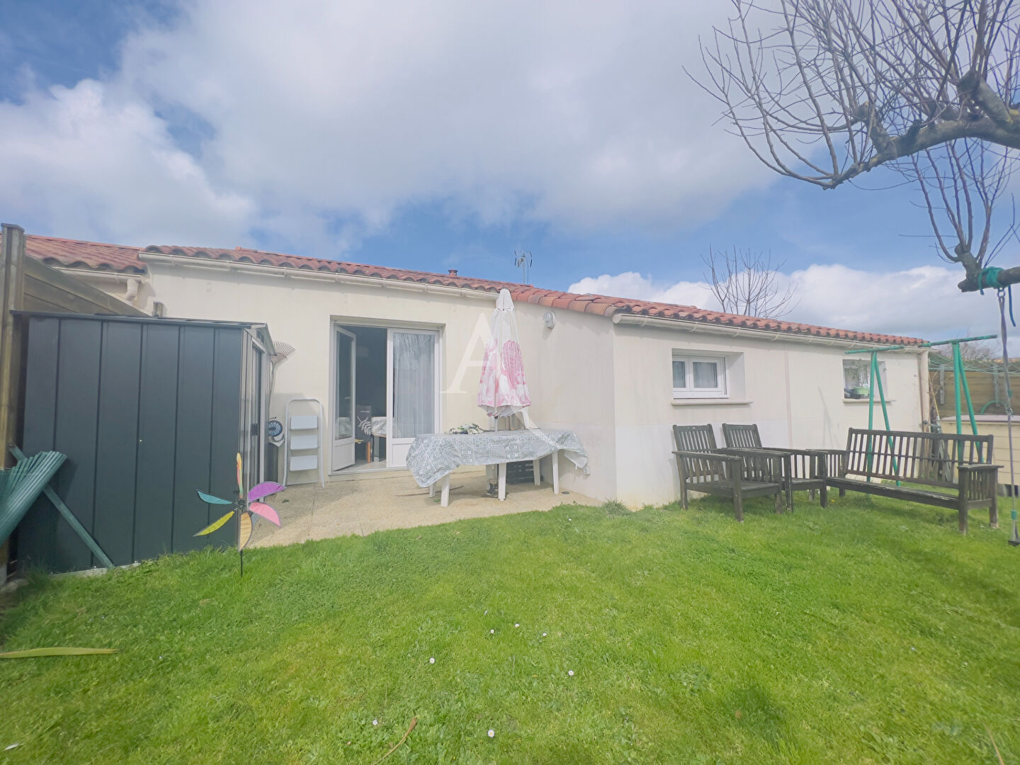 Agence immobilière de 
 L'ADRESSE LABEL IMMO 85 - L'adresse La Roche sur Yon St André d'Ornay 
