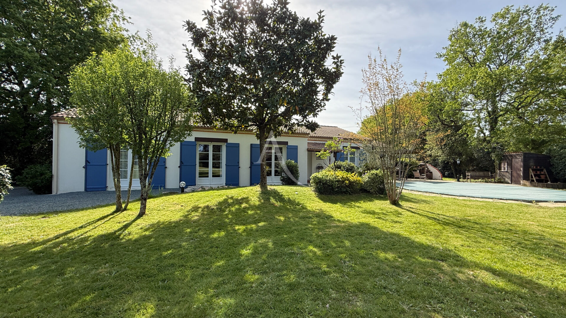 Agence immobilière de L'ADRESSE LABEL IMMO 85 - LABEL IMMO 85