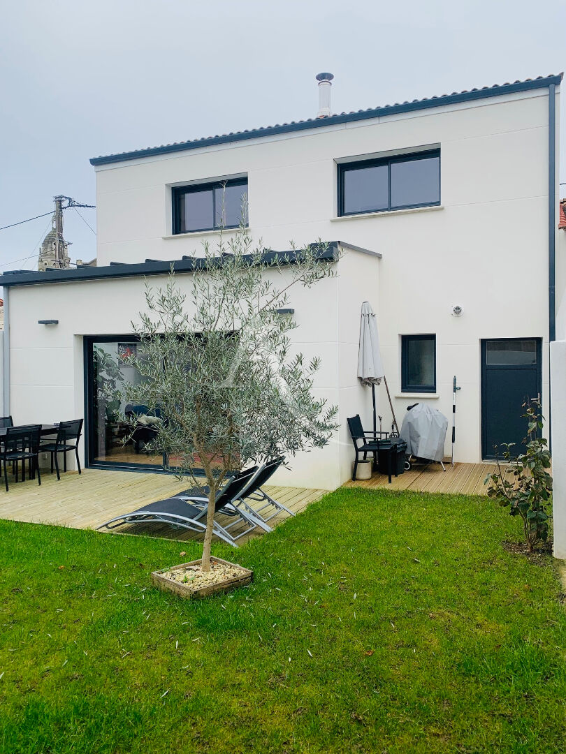 Agence immobilière de L'ADRESSE LABEL IMMO 85 - LABEL IMMO 85