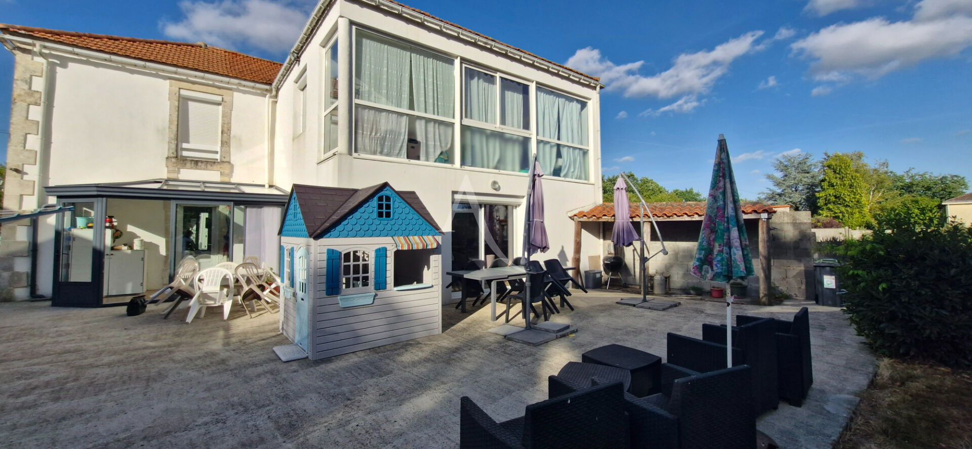 Agence immobilière de 
 L'ADRESSE LABEL IMMO 85 - L'adresse La Roche sur Yon St André d'Ornay 
