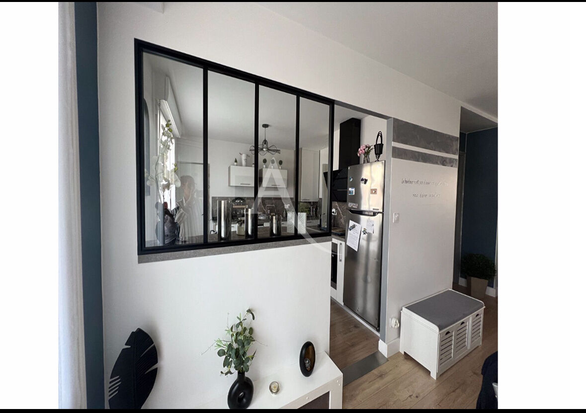 Agence immobilière de 
 L'ADRESSE LABEL IMMO 85 - L'adresse La Roche sur Yon St André d'Ornay 
