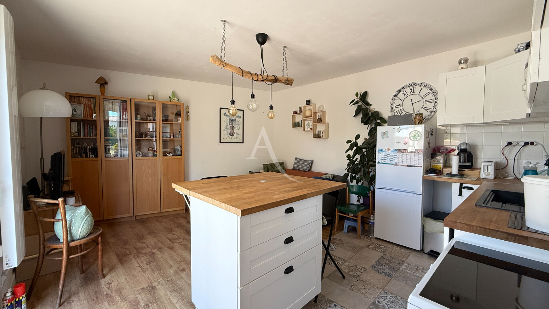 Agence immobilière de 
 L'ADRESSE LABEL IMMO 85 - L'adresse La Roche sur Yon St André d'Ornay 
