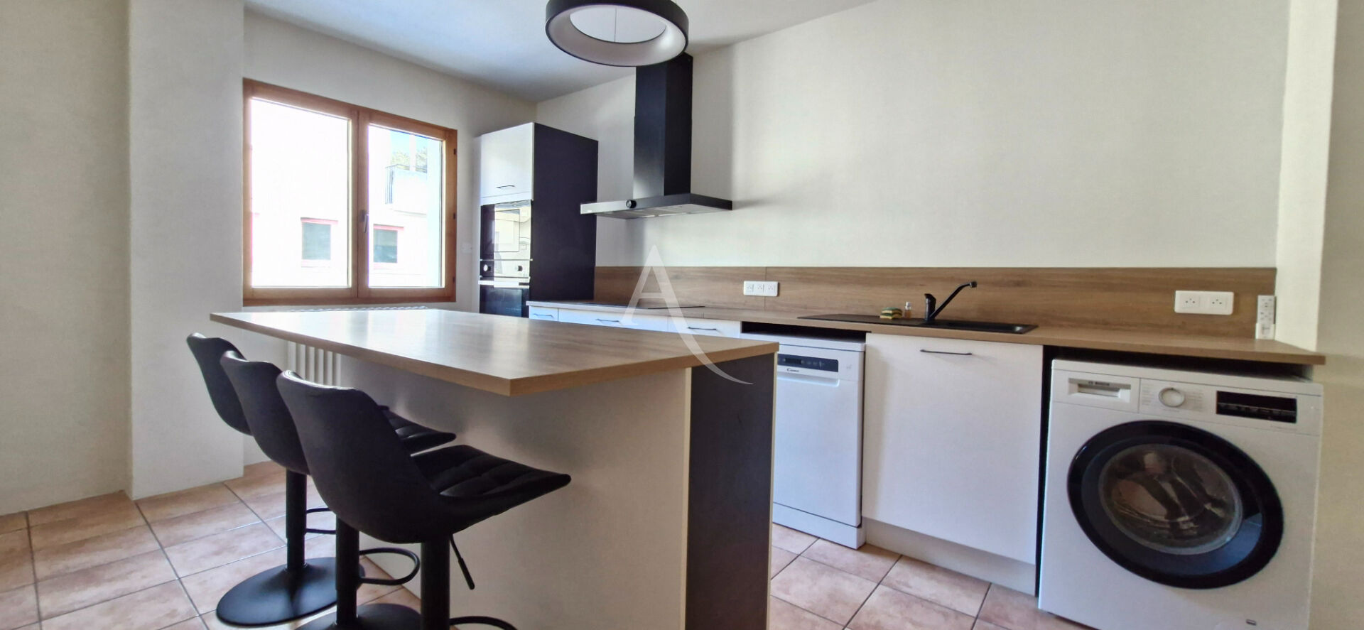 Agence immobilière de 
 L'ADRESSE LABEL IMMO 85 - L'adresse La Roche sur Yon St André d'Ornay 
