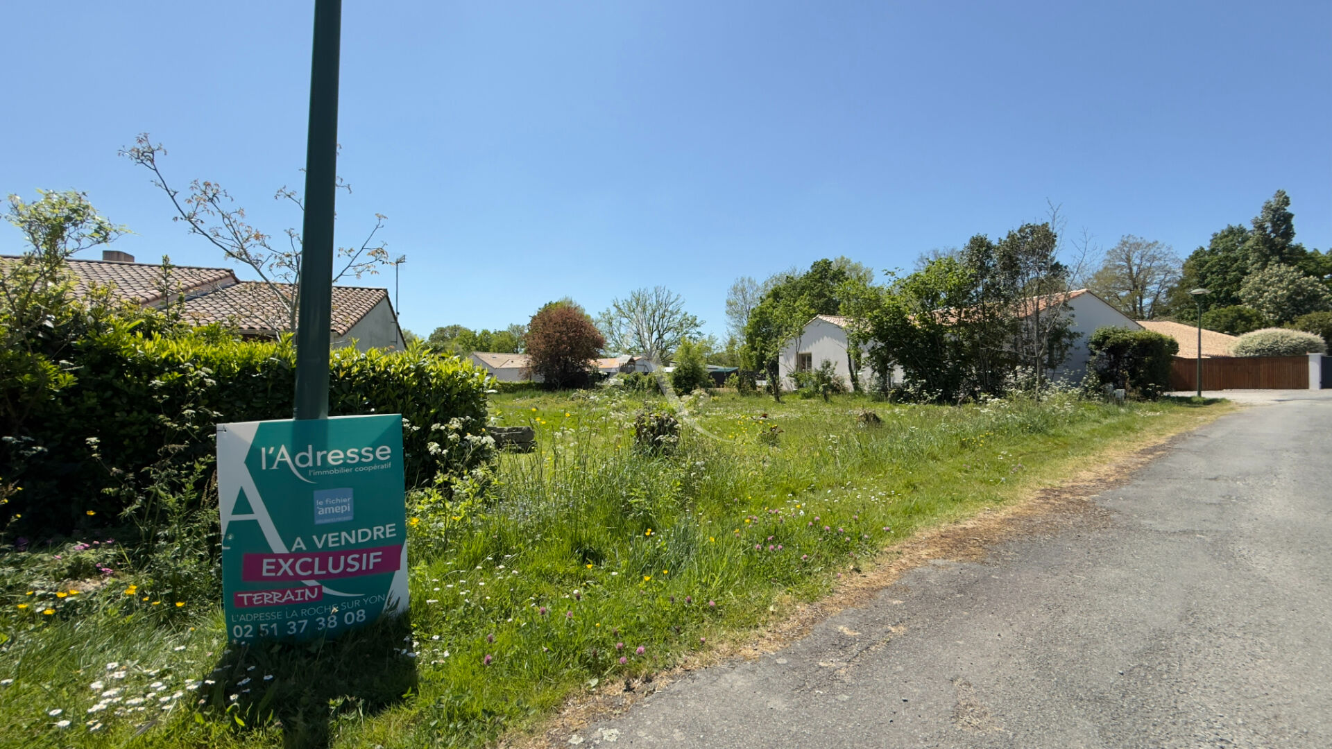 Agence immobilière de 
 L'ADRESSE LABEL IMMO 85 - L'adresse La Roche sur Yon St André d'Ornay 
