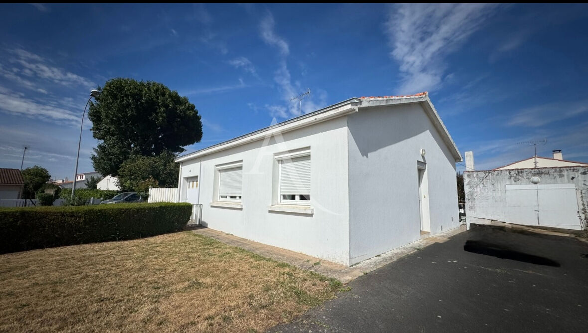 Agence immobilière de 
 L'ADRESSE LABEL IMMO 85 - L'adresse La Roche sur Yon St André d'Ornay 
