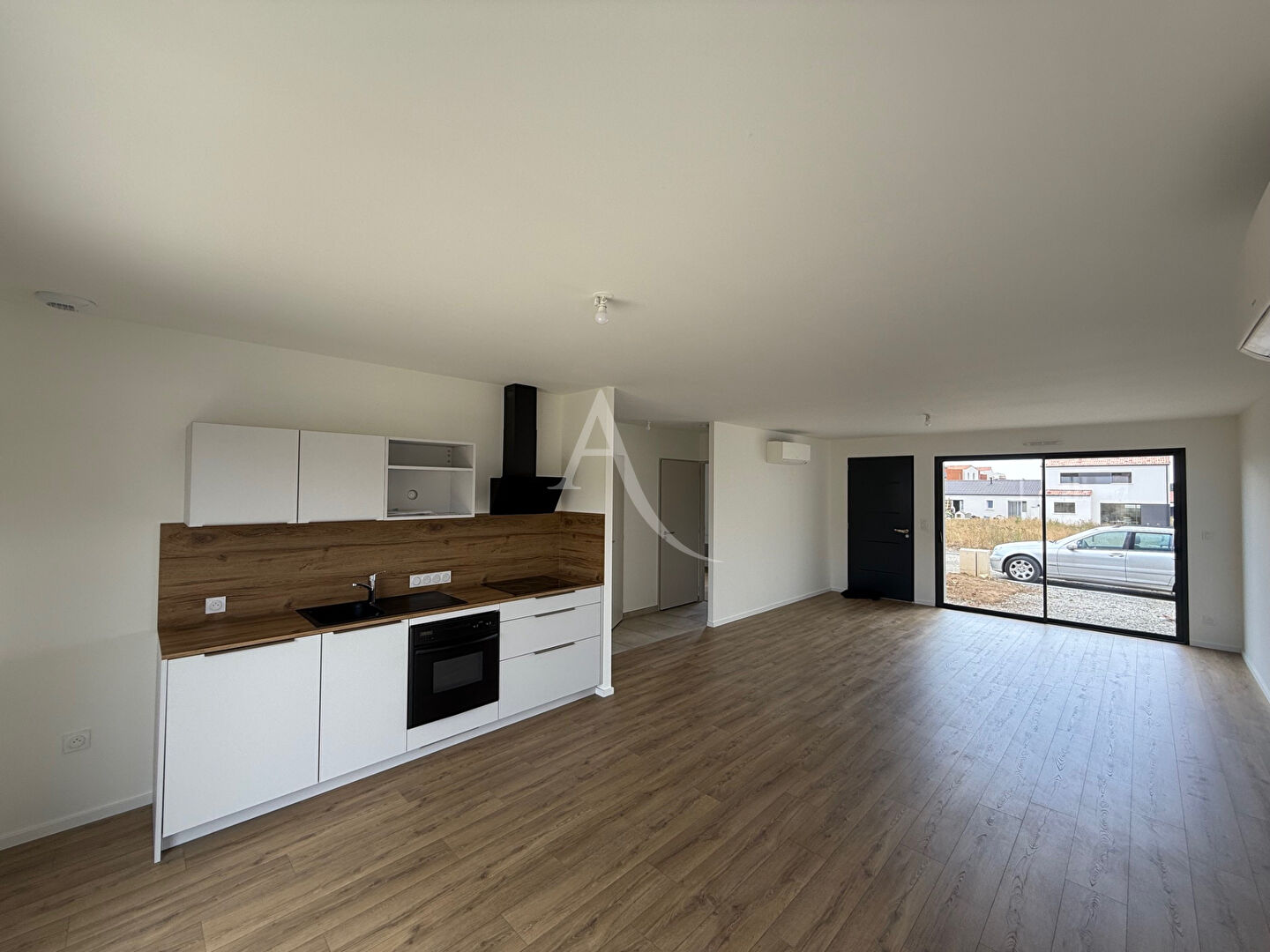 Agence immobilière de L'ADRESSE LABEL IMMO 85 - LABEL IMMO 85