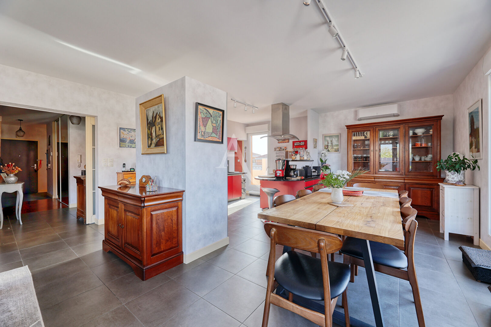 Photo LA ROCHE SUR YON CENTRE - APPARTEMENT DE PRESTIQUE AVEC TERRASSE A VENDRE EXCLUSIVITE AMANDA image 6/6