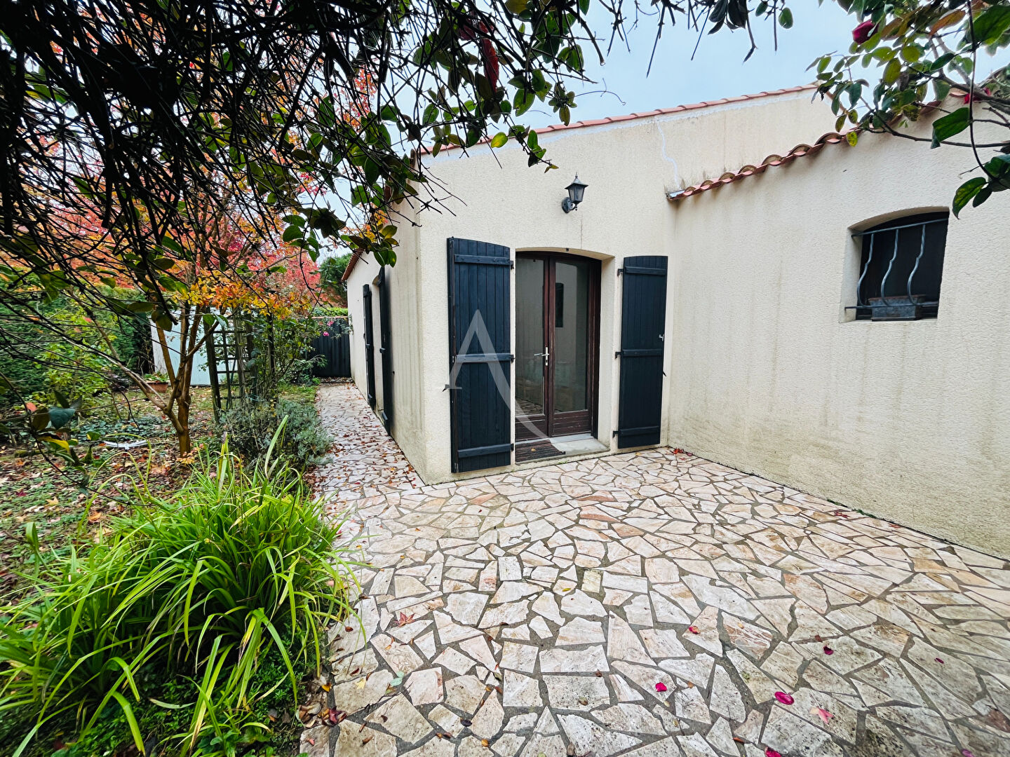 LA ROCHE SUR YON, MOULIN ROUGE, PLAIN PIED A VENDRE