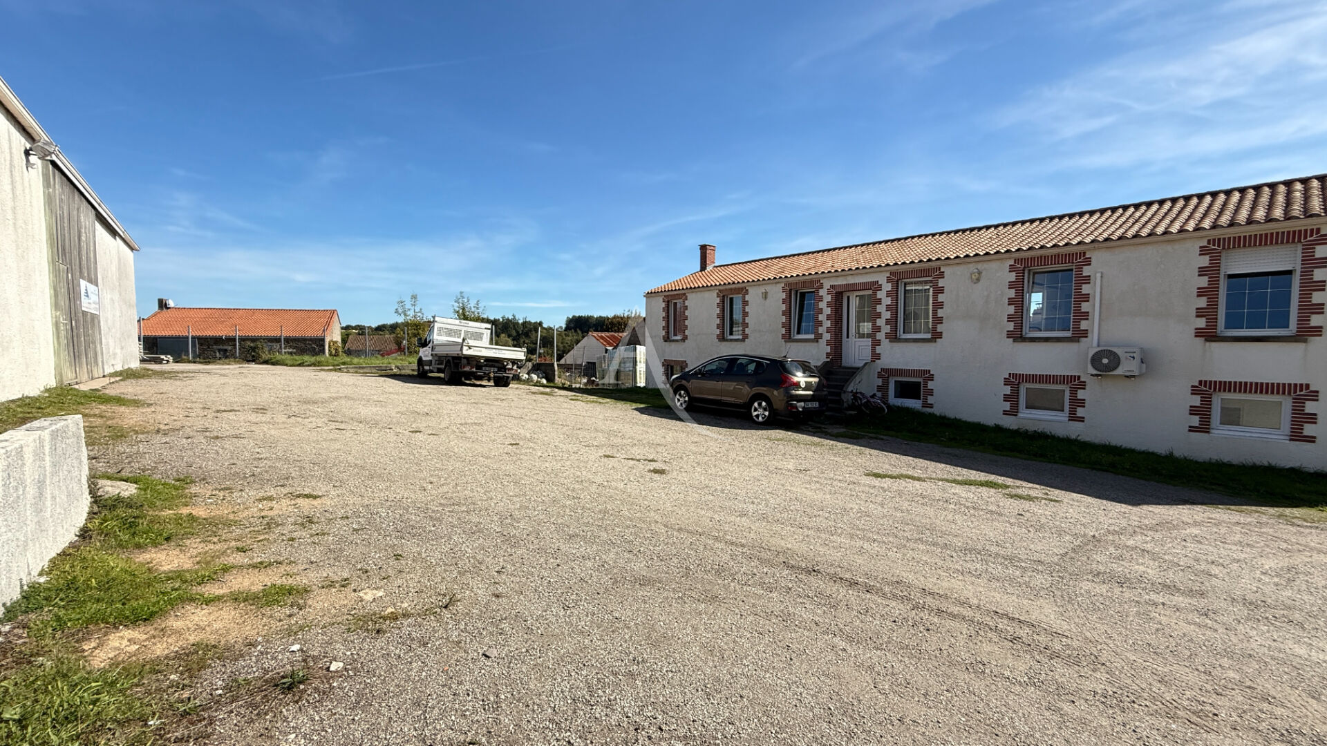 RIVES DE L'YON IMMEUBLE 10 pièces EXCLUSIVITE AMANDA