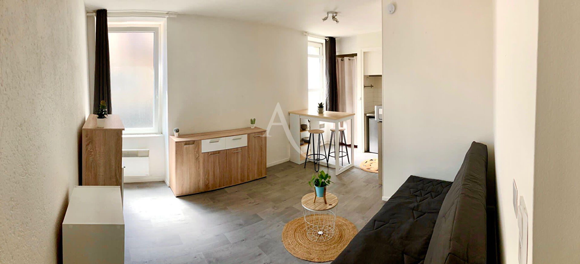 Agence immobilière de 
 L'ADRESSE LABEL IMMO 85 - L'adresse La Roche sur Yon St André d'Ornay 
