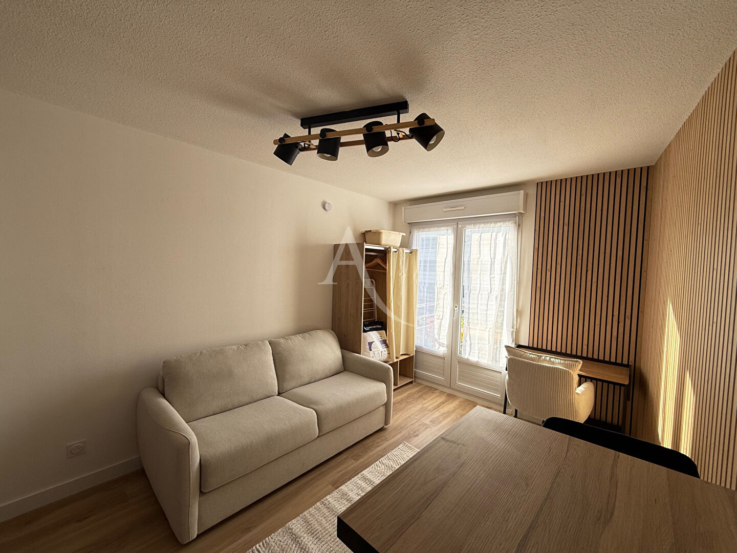 Photo Appartement meublé La Roche Sur Yon 1 pièce(s) 18.70 m2 image 3/5