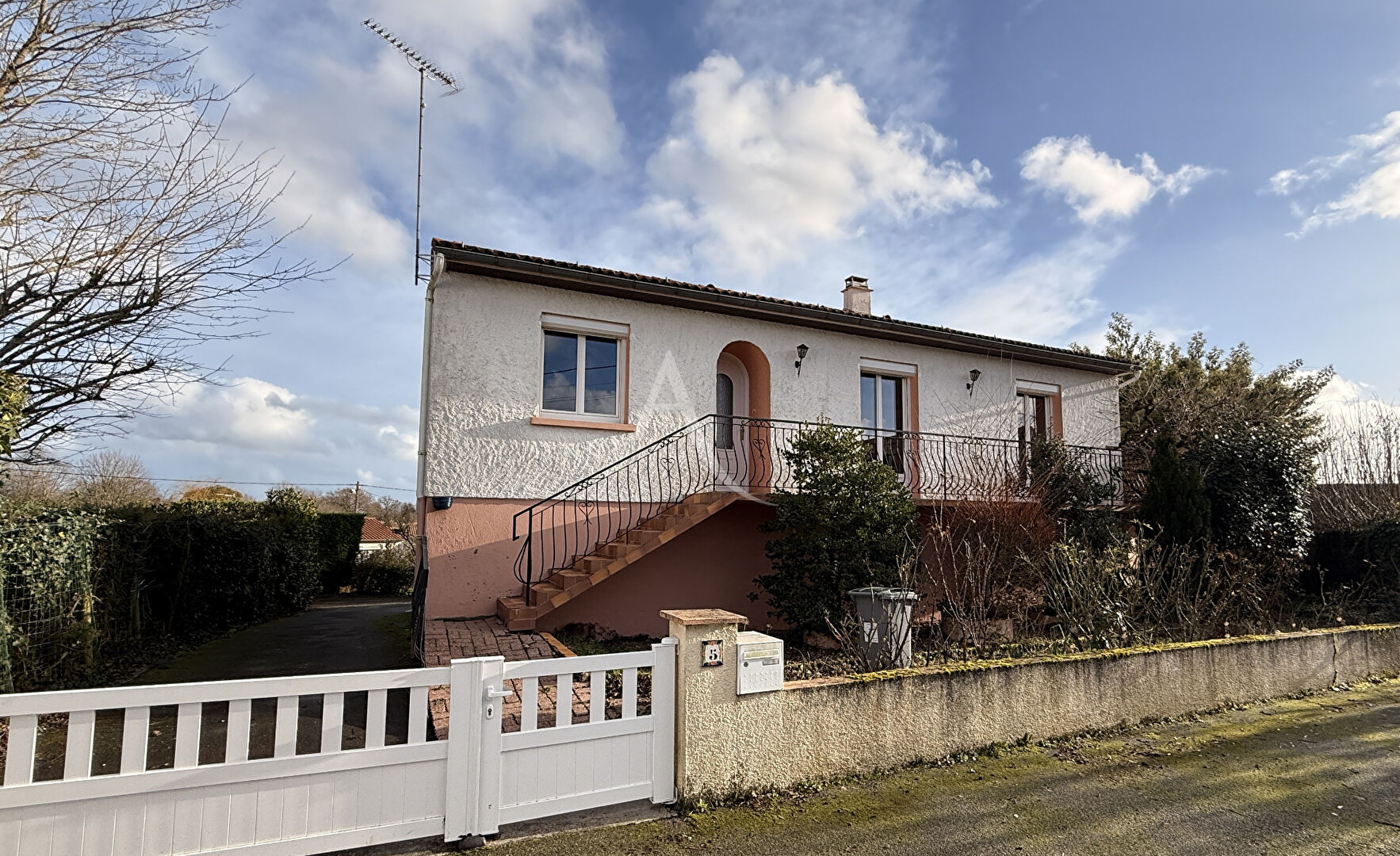 Agence immobilière de L'ADRESSE LABEL IMMO 85