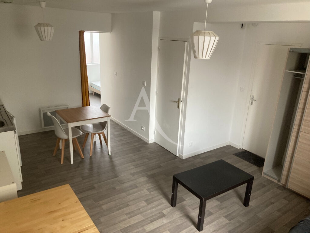 Agence immobilière de L'ADRESSE LABEL IMMO 85 - LABEL IMMO 85