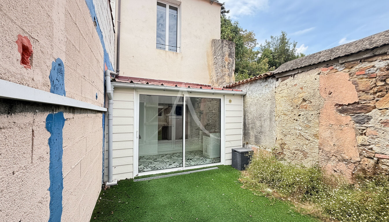 Agence immobilière de L'ADRESSE LABEL IMMO 85 - LABEL IMMO 85