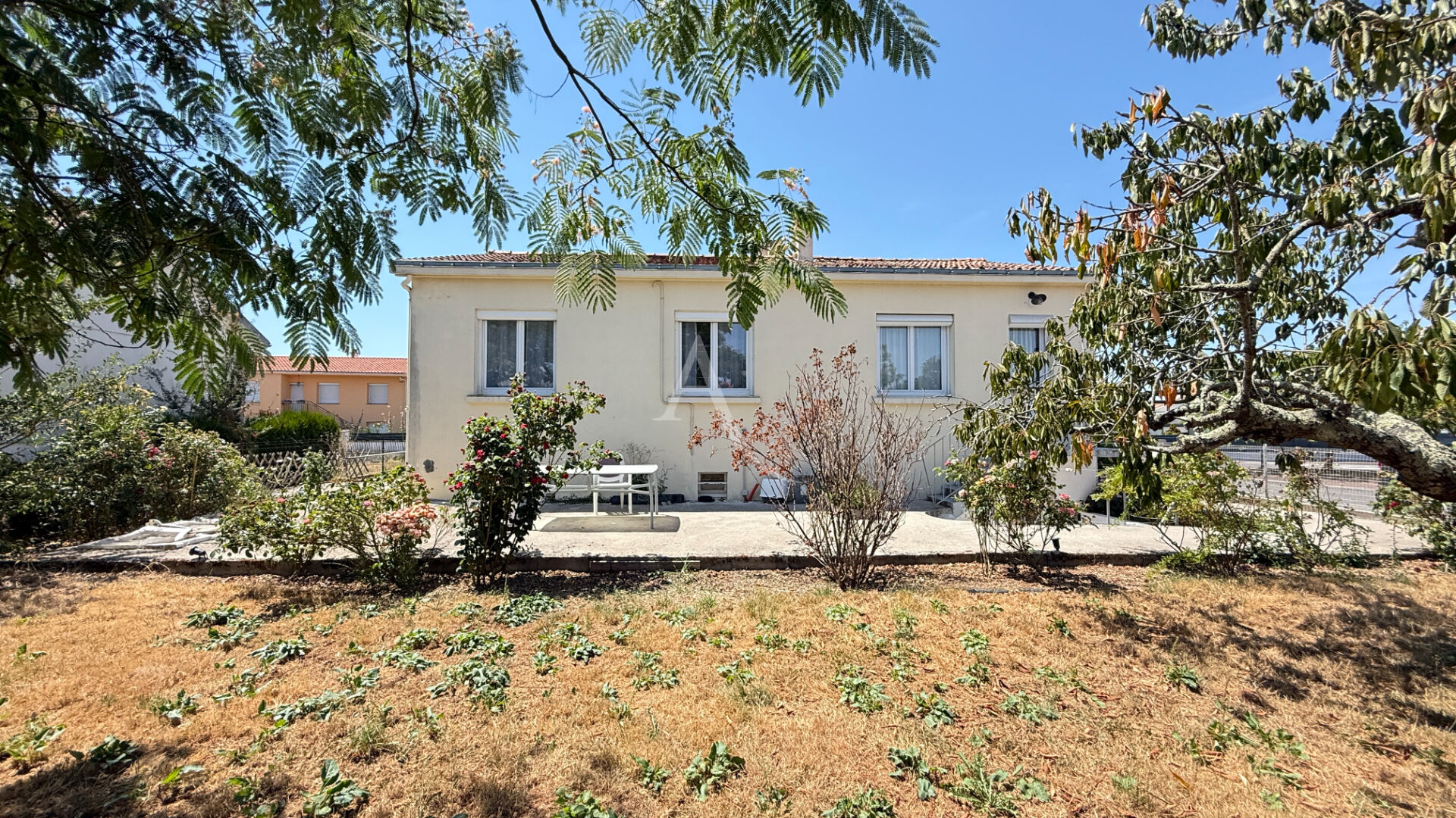 Agence immobilière de L'ADRESSE LABEL IMMO 85 - LABEL IMMO 85