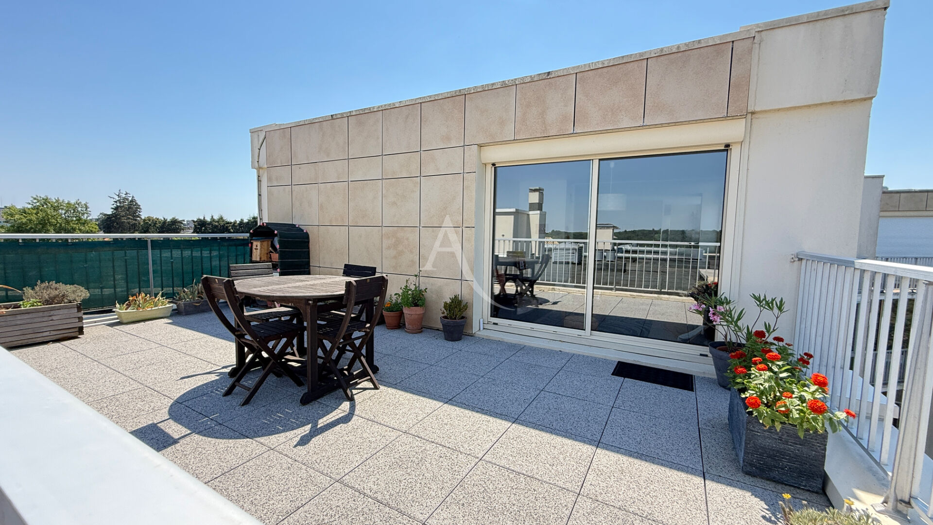 Agence immobilière de L'ADRESSE LABEL IMMO 85 - LABEL IMMO 85