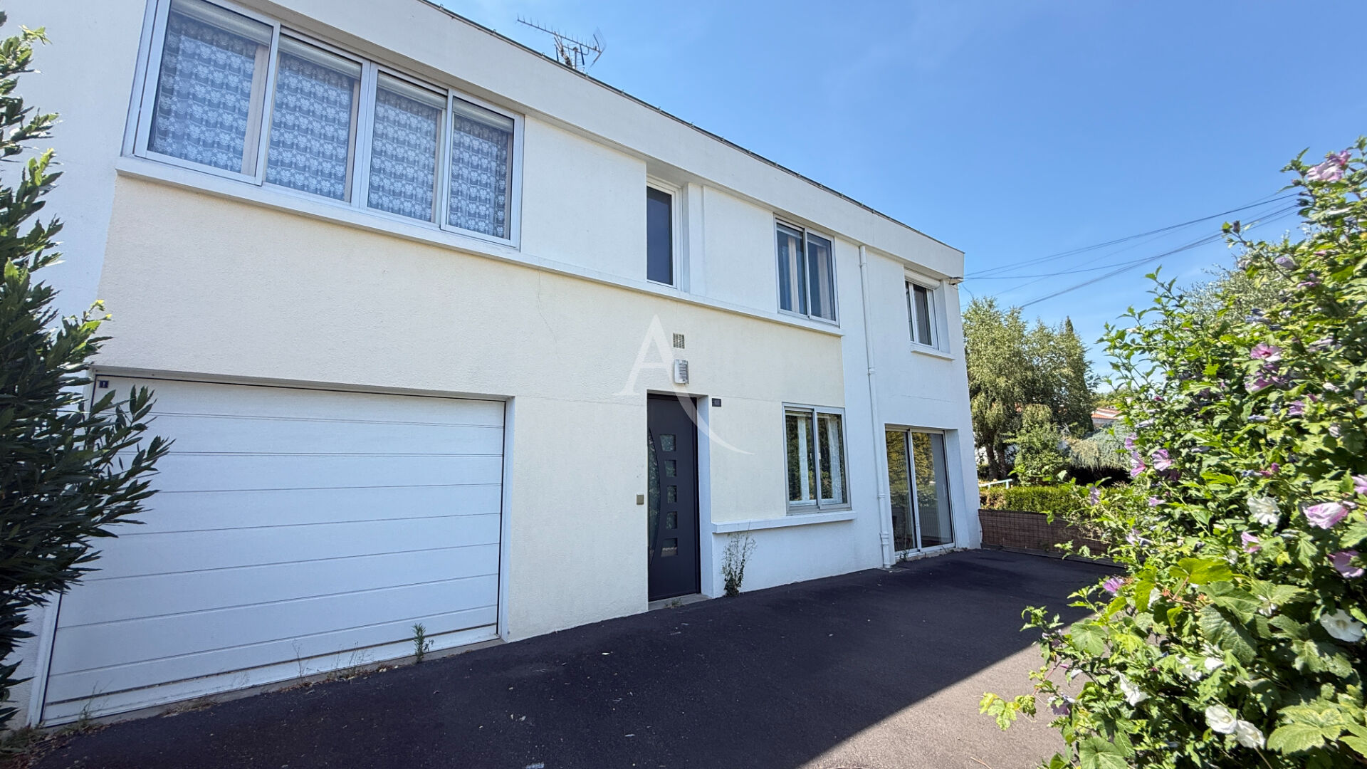 Agence immobilière de L'ADRESSE LABEL IMMO 85