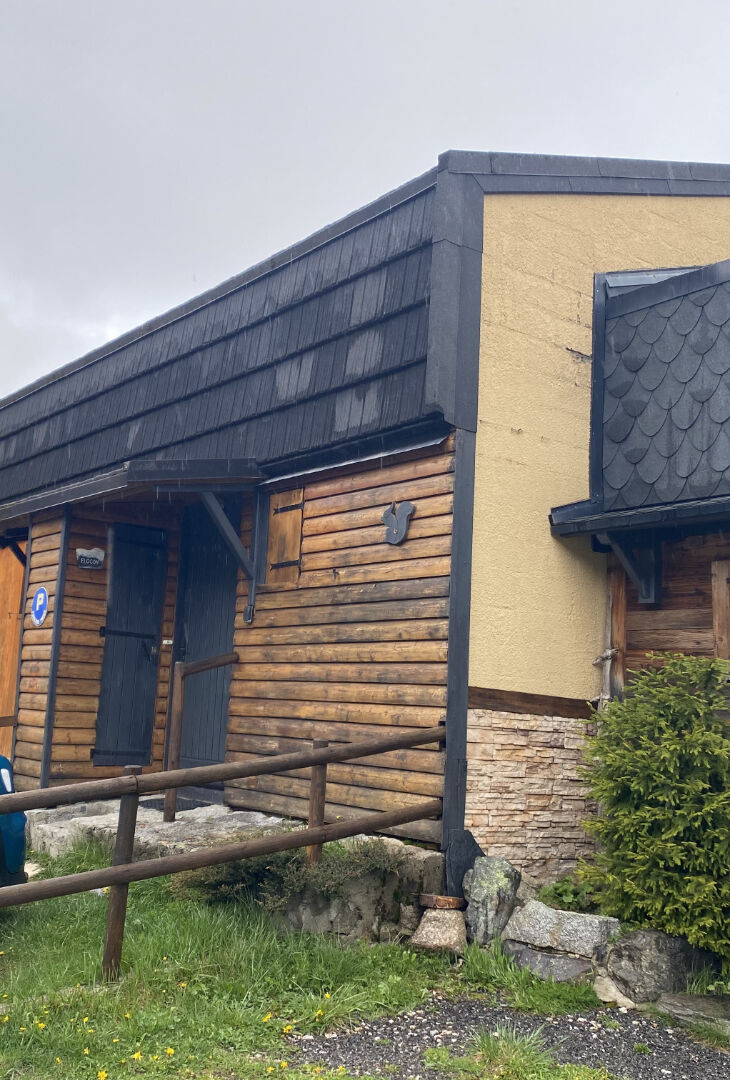 Photo Chalet aux Angles, 3 niveaux, 56,31 m² Carrez + 14.85m² hors carrez, vue lac & montagne, exposition Sud Est image 6/6