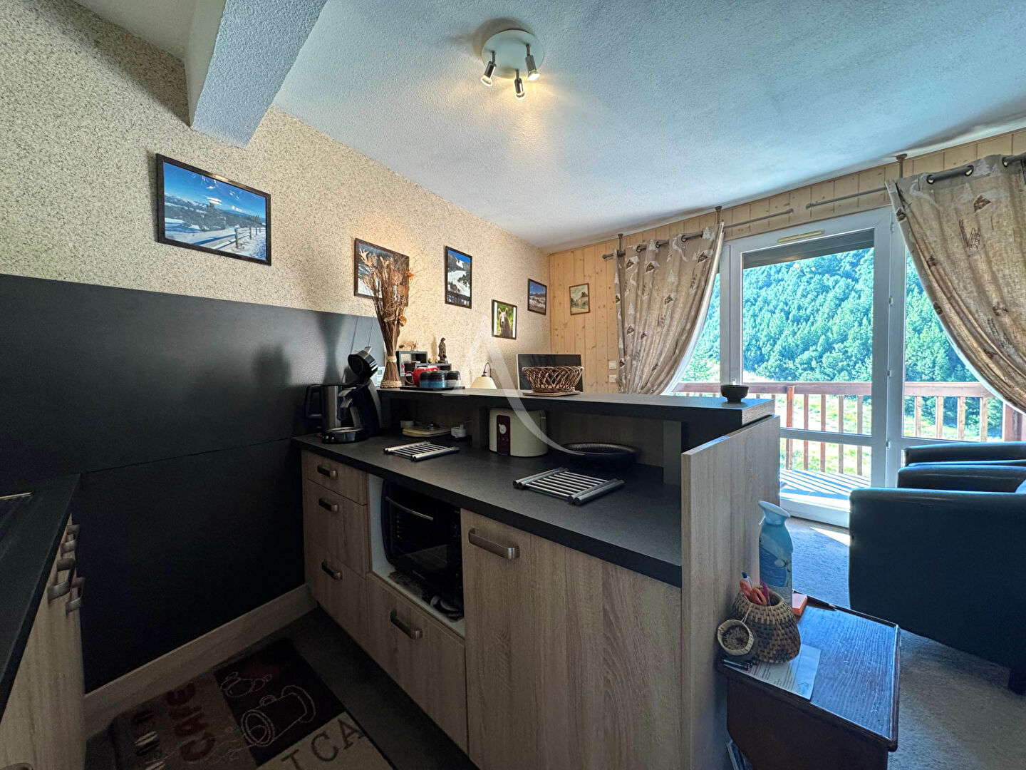 Photo Bel appartement au pied des pistes avec vue montagne, 2 chambres, balcon, parking image 3/6