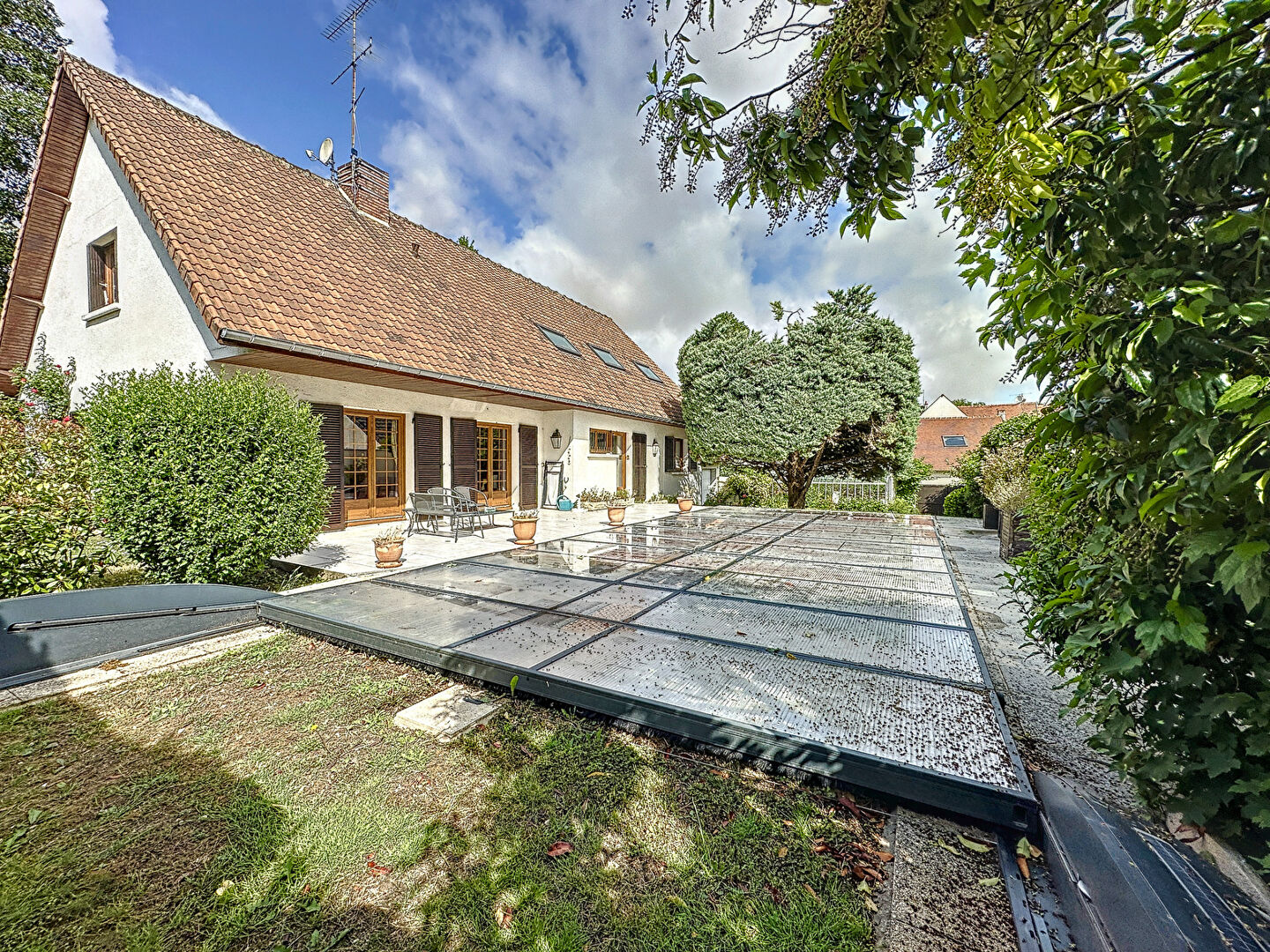 Photo Maison à Germigny l'Evêque - 5 chambres - piscines - 2 dépendances et jardin de 1118 m2 image 3/6