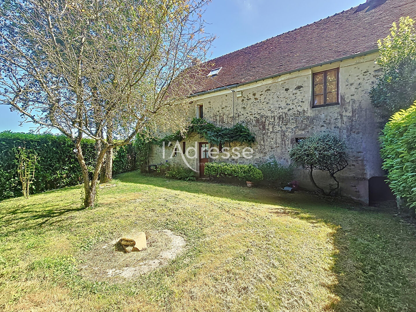 Photo À Vendre : Charmante Maison Briarde au Coeur de la Campagne : Allure Authentique et Cadre Bucolique image 2/6