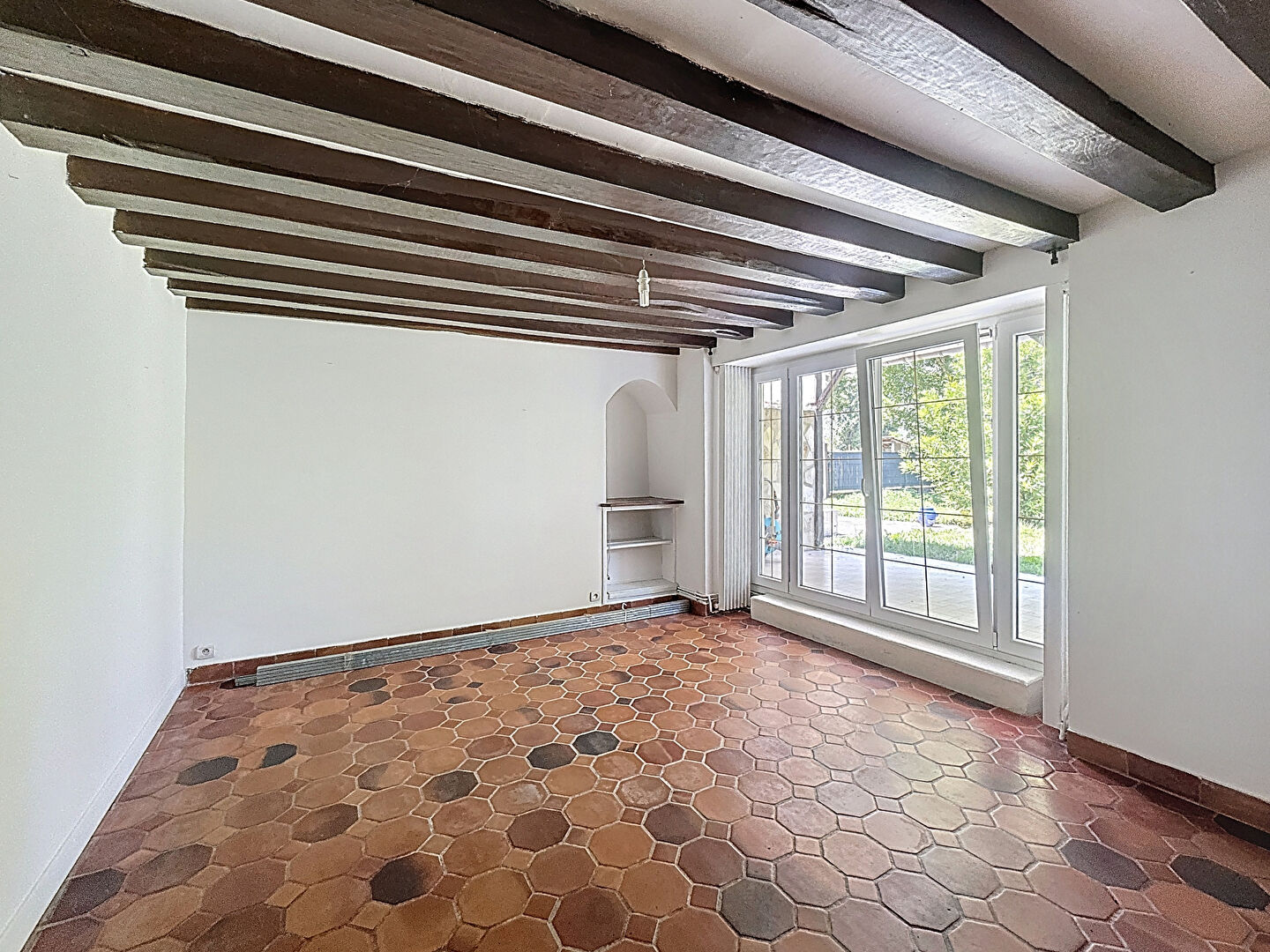Photo Saint Cyr sur Morin - Maison 3/4 chambres - garage et jardin de 449 m2 image 2/6