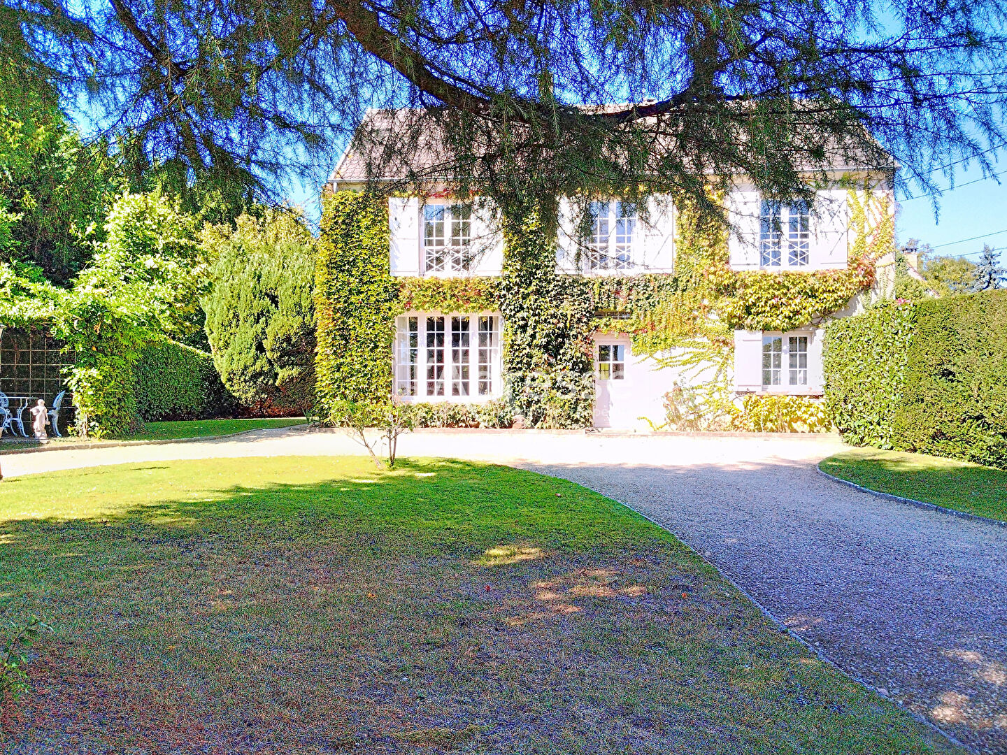 Agence immobilière de 
 L'Adresse AGENCE I'MEAUX - L'ADRESSE Agence de Trilport 
