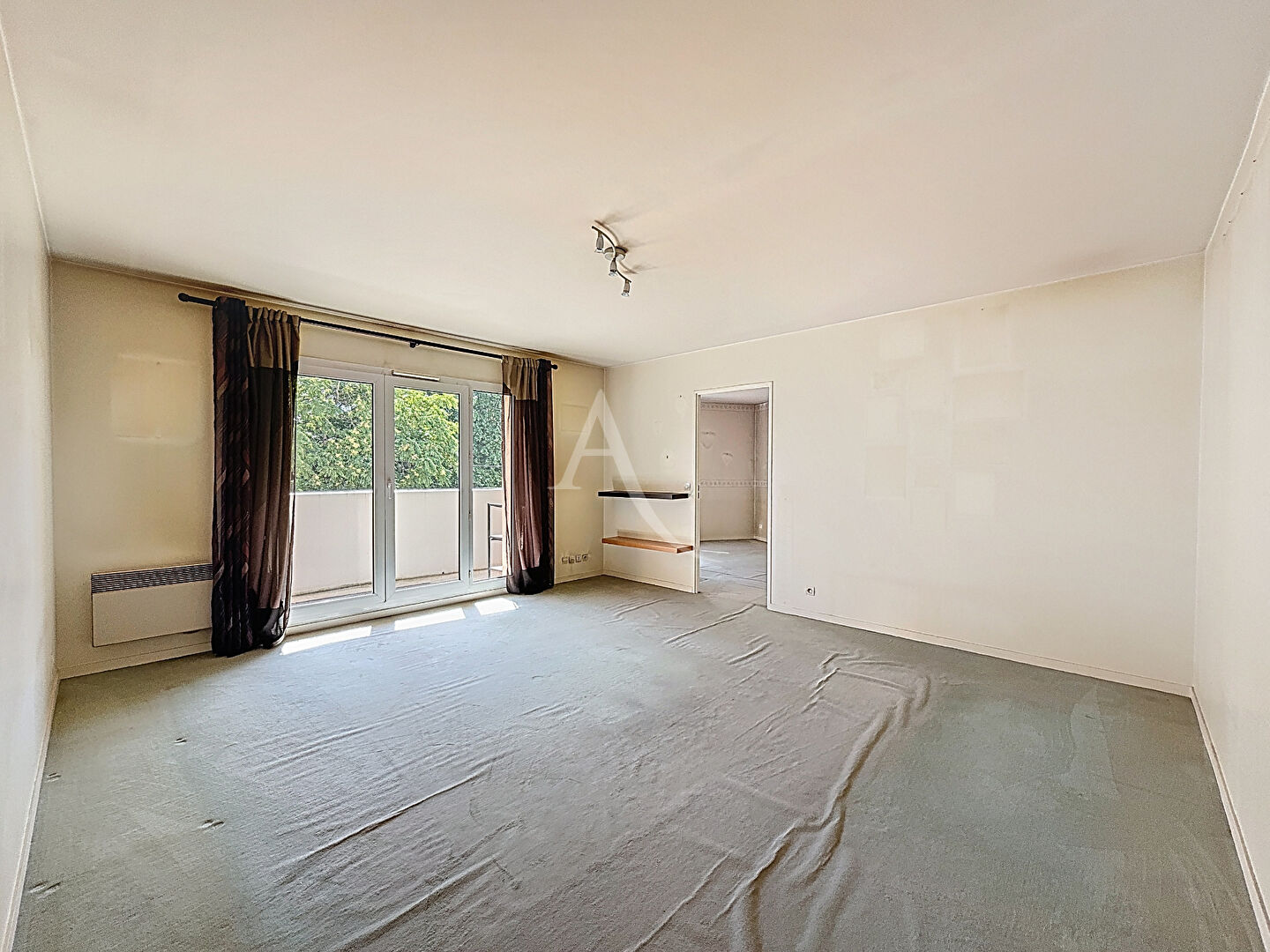 Photo Appartement à Meaux d'environ 50 m2 - proche commerces et écoles - une chambre - un balcon - une cave et une place de stationnement. image 2/6