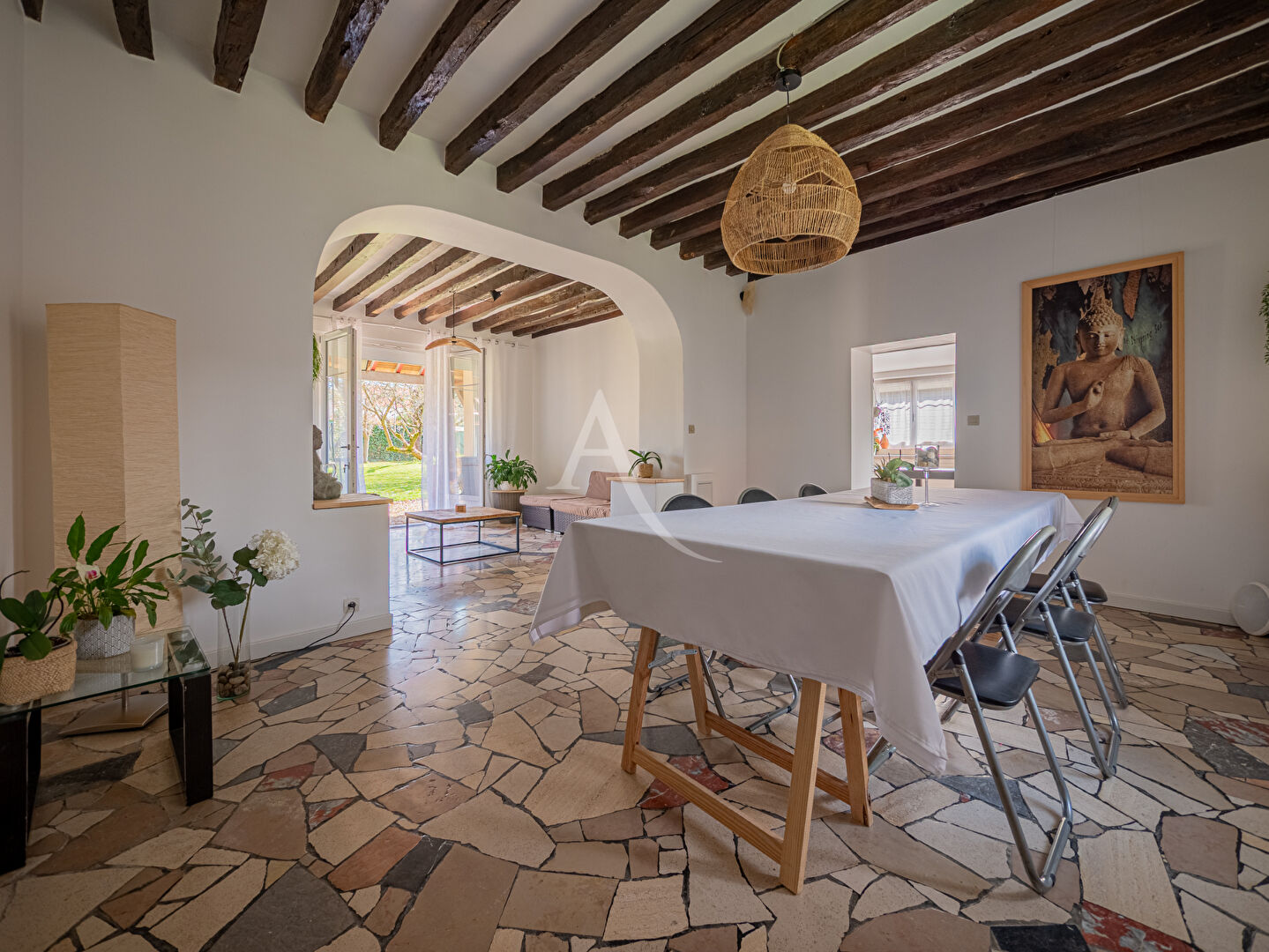 Photo Maison Mareuil Les Meaux - 330 m² - 7 chambres - 1305 m² de terrain piscinable - cave image 2/6