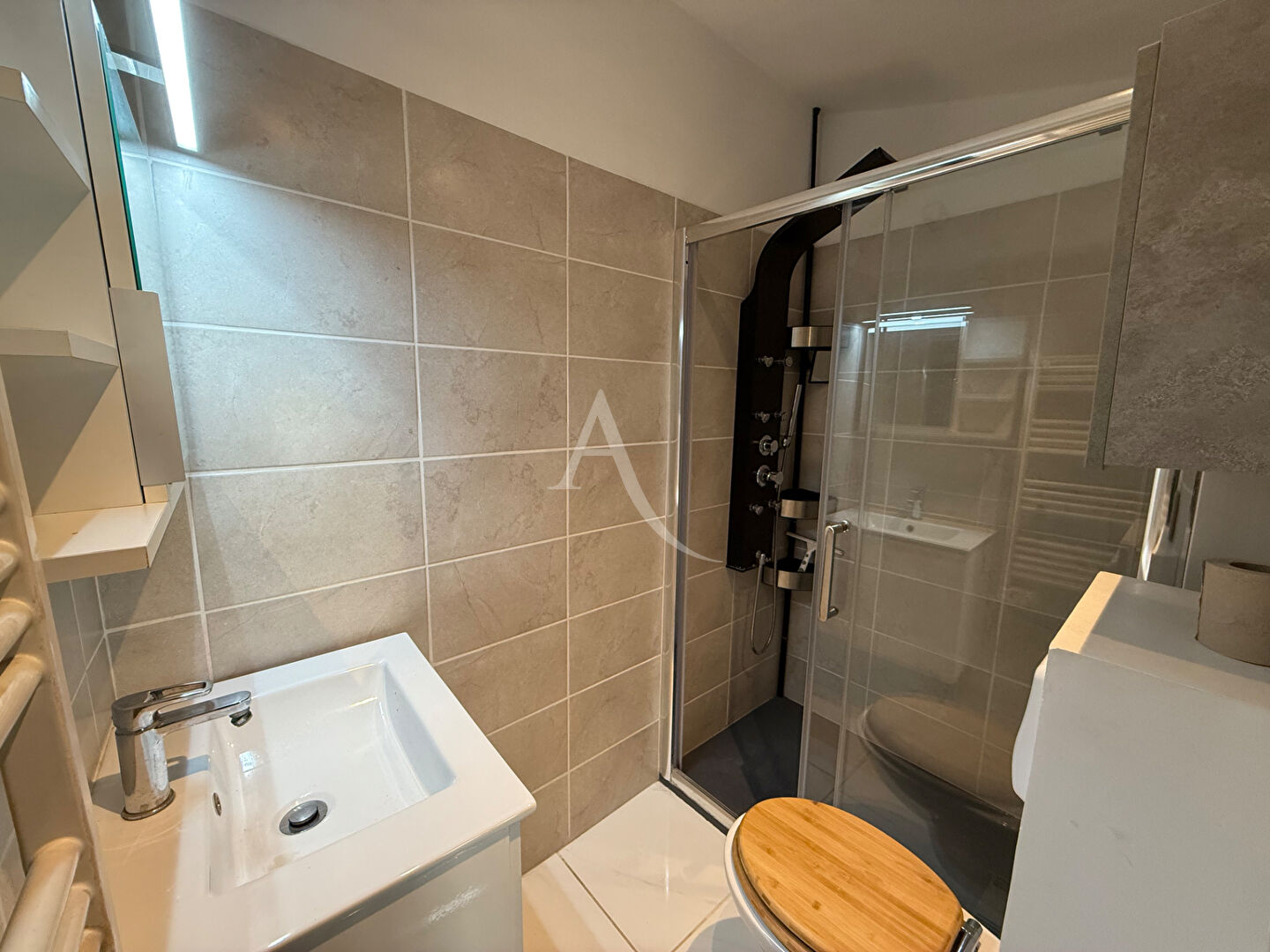 Photo Maison principale + dépendance ? double potentiel à Chelles image 5/6